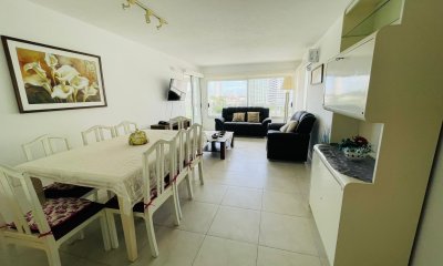 Apartamento en venta en complejo Lincoln Center, Punta del Este.