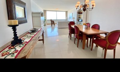 Apartamento en venta de 3 dormitorios en Tiburón III, Punta del Este.