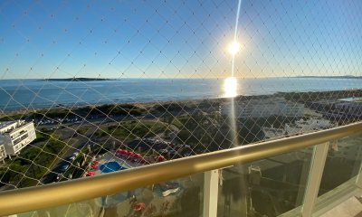 Apartamento en venta de 3 dormitorios en Le Jardin, Punta del Este.