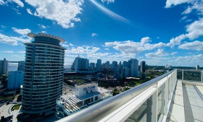 Apartamento en venta de 3 dormitorios en Manhattan Tower, Punta del Este.