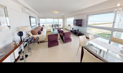 Apartamento en venta de 3 dormitorios en Torre Lobos, Punta del Este