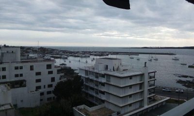 Apartamento en enta de 2 dormitorios en Punta del Este.