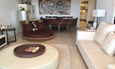 Apartamento en venta de 2 dormitorios en torre Aquarela, Punta del Este.