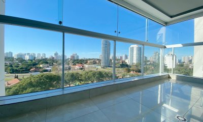 Apartamento en venta de 2 dormitorios en Miami Boulevard, Punta del ESte.