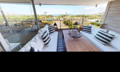 Apartamento en venta de 3 dormitorios en Punta del Este.