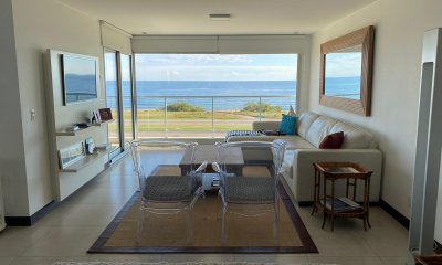 Apartamento en venta de 3 dormitorios en Ville de Mer, Punta del Este.