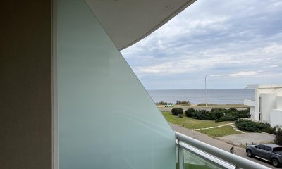 Apartamento a estrenar en Edificio Cruceros 3, Punta del Este.