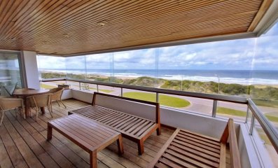 Apartamento de 5 dormitorios en venta en Esturión Terraza, Punta del Este.