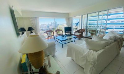 Apartamento de 3 dormitorios en Terrazas de Villa Brava, Punta del Este.