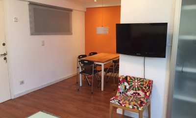 Apartamento en venta reciclado de 2 dormitorios en Punta del Este.