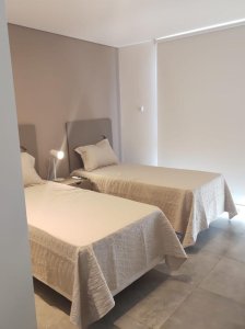 casa en venta de 4 dormitorios en barrio privado solanas, punta del este. - jpa4554c