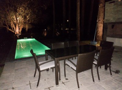 casa en venta de 4 dormitorios en barrio privado solanas, punta del este. - jpa4554c