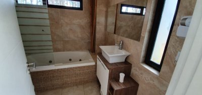 hermosa casa en venta de 4 dormitorios en solanas vacation club, punta ballena - jpa10473c