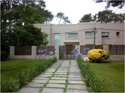 casa e venta de 4 dormitorios en san rafael, punta del este.  - jpa235c