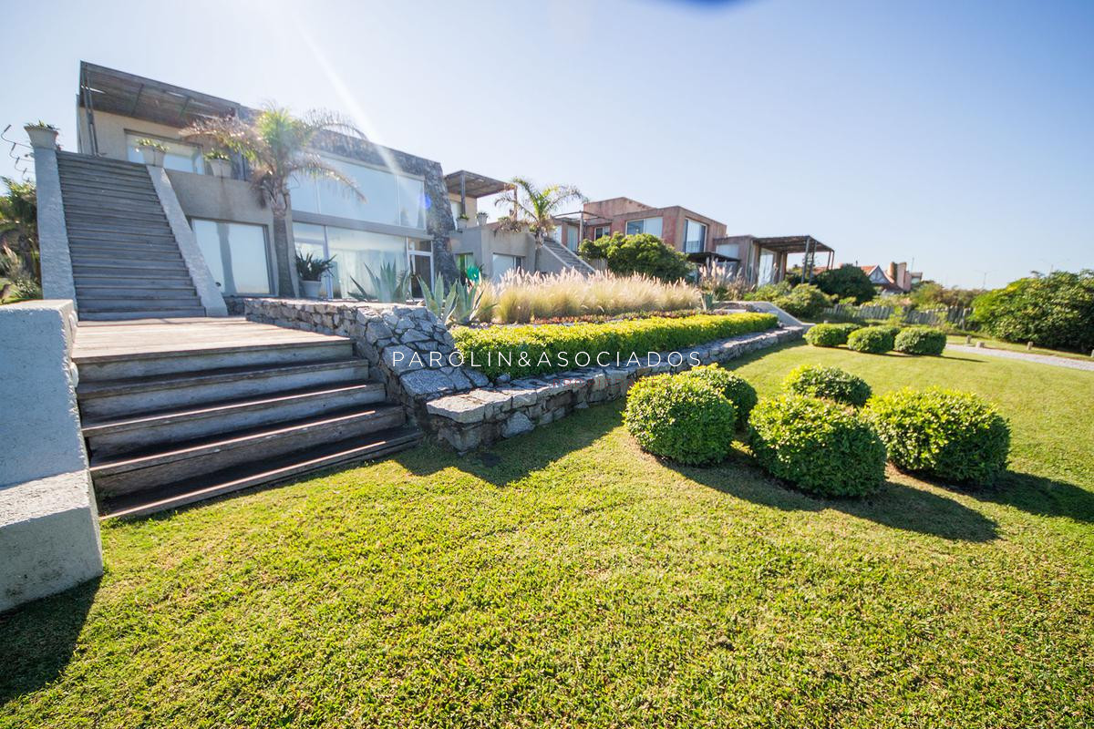Casa en venta de 3 dormitorios en Montoya, Punta del Este.