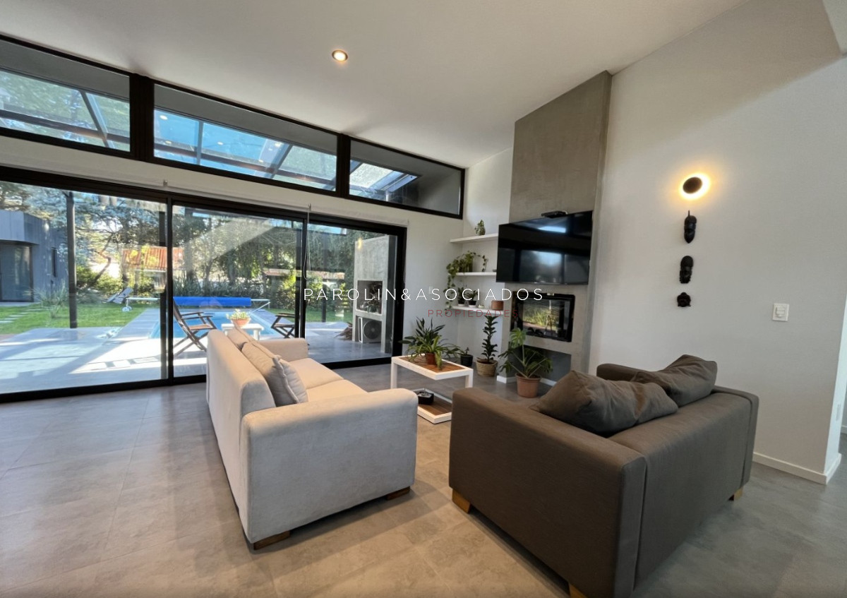 Casa en venta de 2 dormitorios en suite en Punta del Este. - GoPunta - Portal Inmobiliario de Punta del Este - Maldonado