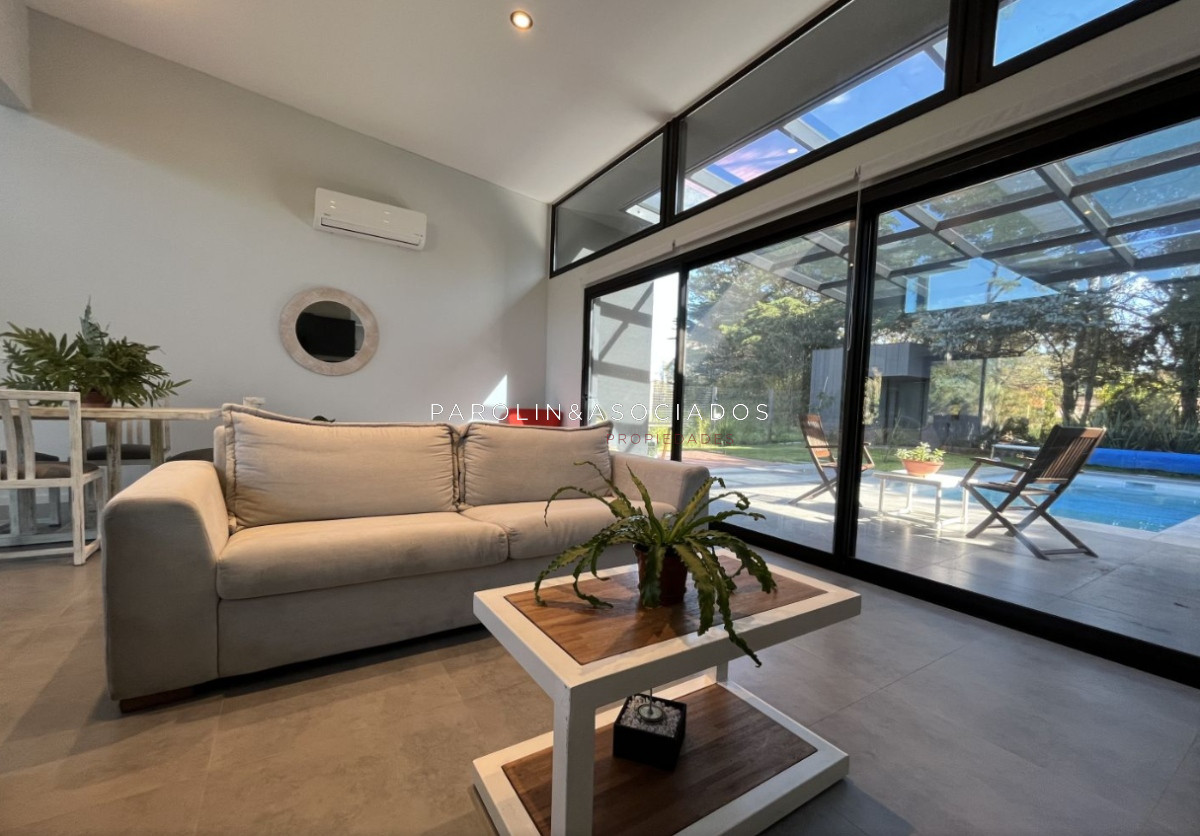 Casa en venta de 2 dormitorios en suite en Punta del Este. - GoPunta - Portal Inmobiliario de Punta del Este - Maldonado