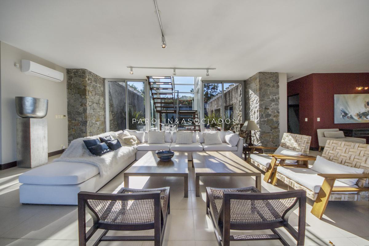 Montoya - GoPunta - Portal Inmobiliario de Punta del Este - Maldonado