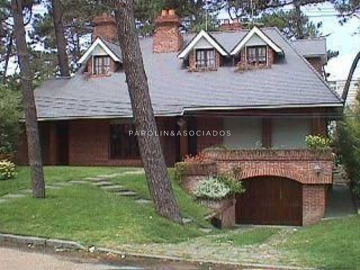 casa de 4 dormitorios en venta en mansa, punta del este. - jpa659c