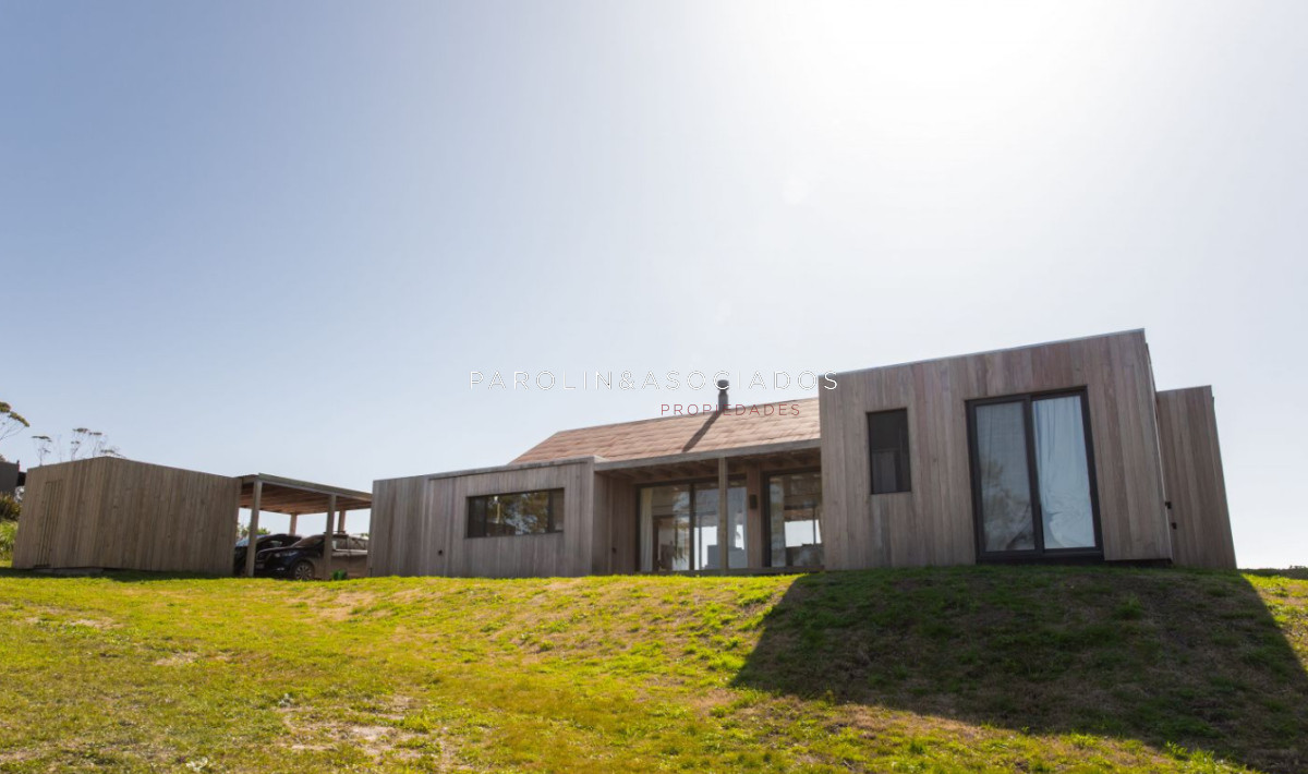 casa en venta de 4 dormitorios en pueblo mio, punta del este - jpa10320c