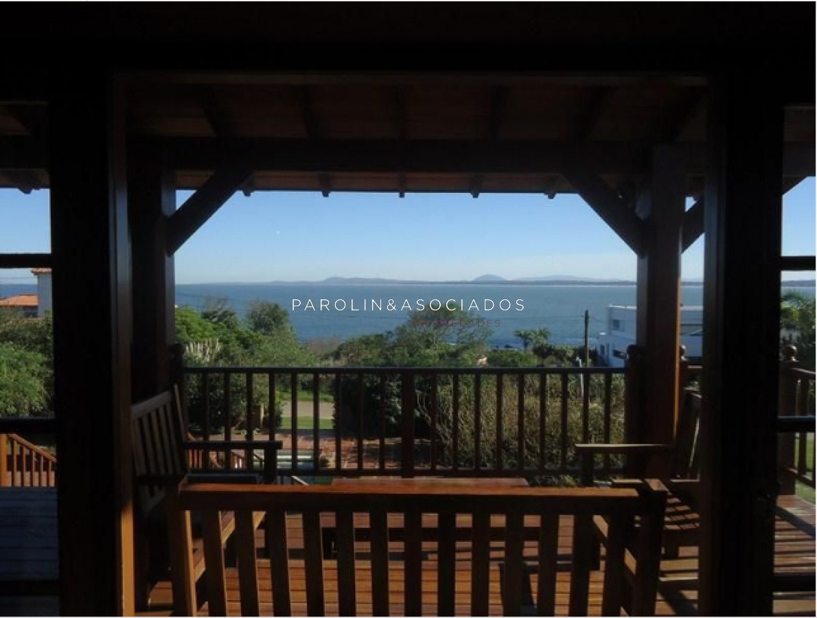 Lomo de la Ballena - GoPunta - Portal Inmobiliario de Punta del Este - Maldonado