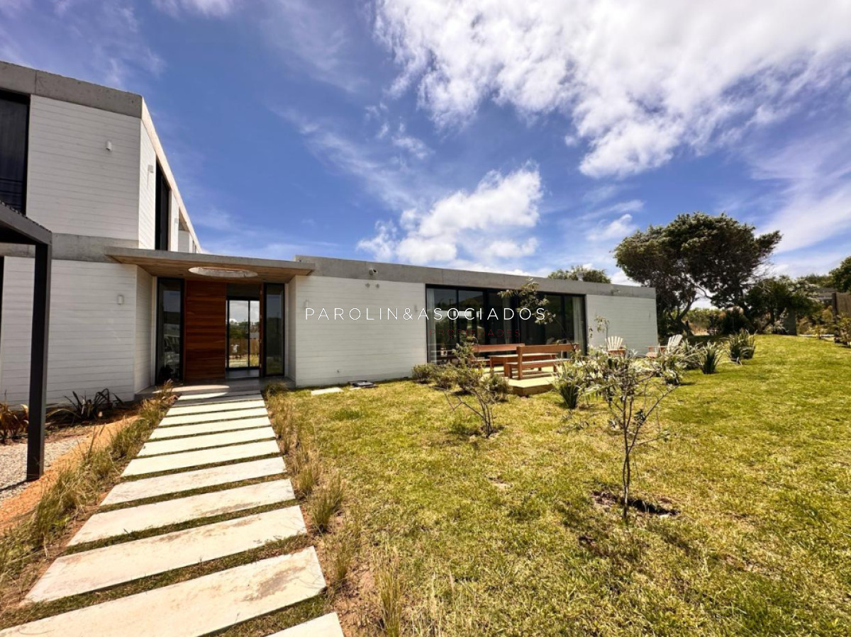 Club de Mar - GoPunta - Portal Inmobiliario de Punta del Este - Maldonado