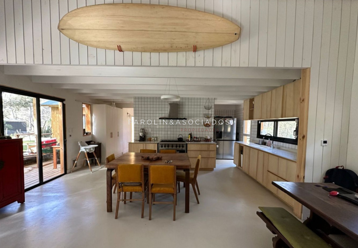 Casa en Venta de 3 Dormitorios en Barra Verde, La Barra