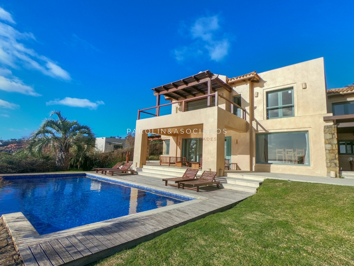 Lomo de la Ballena - GoPunta - Portal Inmobiliario de Punta del Este - Maldonado