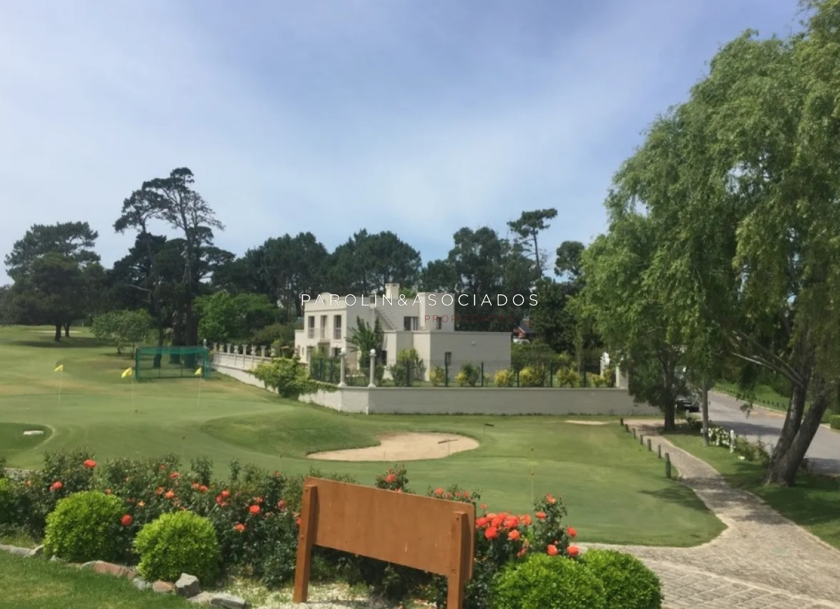 Golf - GoPunta - Portal Inmobiliario de Punta del Este - Maldonado