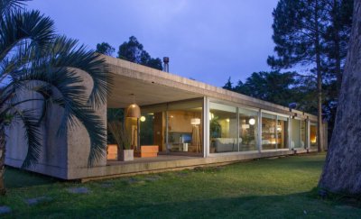 Venta de Casa Ubicada en Pinares de 3 dormitorios, Punta del este