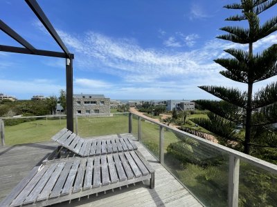 Casa en venta de 3 dormitorios en Manantiales, Punta del Este.