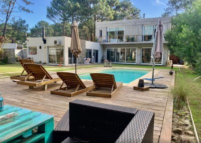 Casa en venta de 4 dormitorios en Montoya, La Barra.