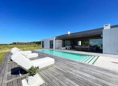 Casa en Venta de 4 Dormitorios en La Bonita, José Ignacio
