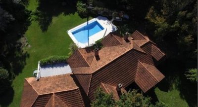 Hermosa casa en venta en Rincón del Indio, Punta del Este.