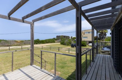 Casa en Venta de 3 Dormitorios ubicada en Santa Monica, Jose ignacio