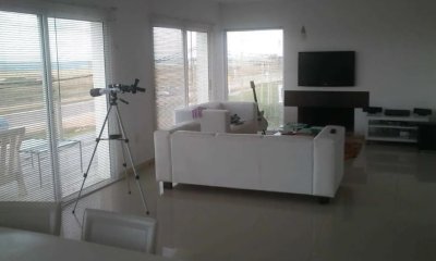 Casa en venta de 3 dormitorio con vista al mar en Manantiales, Punta del Este.