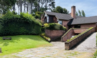Casa en venta de 4 dormitorios en Country, Punta del Este.