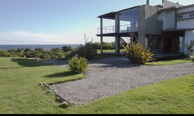 CASA DE 4 DORMITORIOS EN LA JUANITA, JOSE IGNACIO