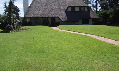 Casa en venta de 4 dormitorios en Beverly Hills, Punta del Este.