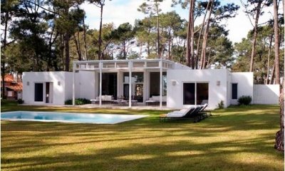 Casa en venta de 3 dormitorios en Golf, Punta del Este.