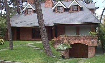 Casa de 4 dormitorios en venta en Mansa, Punta del Este.