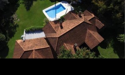 Hermosa casa en venta en Rincón del Indio, Punta del Este.