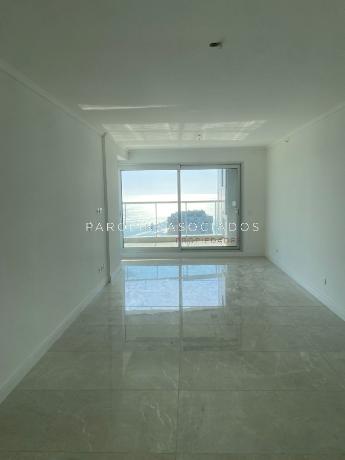 Apartamento en venta de 2 dormitorios en Miami Boulevard II, Punta del Este. - JPA8400A