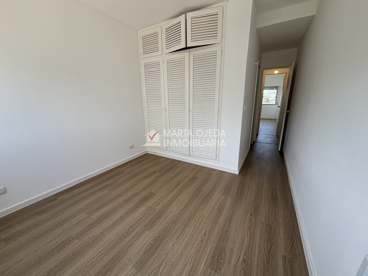 Apartamento ID.40962 - VENTA TORRE ANTARES RECICLADO MUY BUENA ORIENTACION