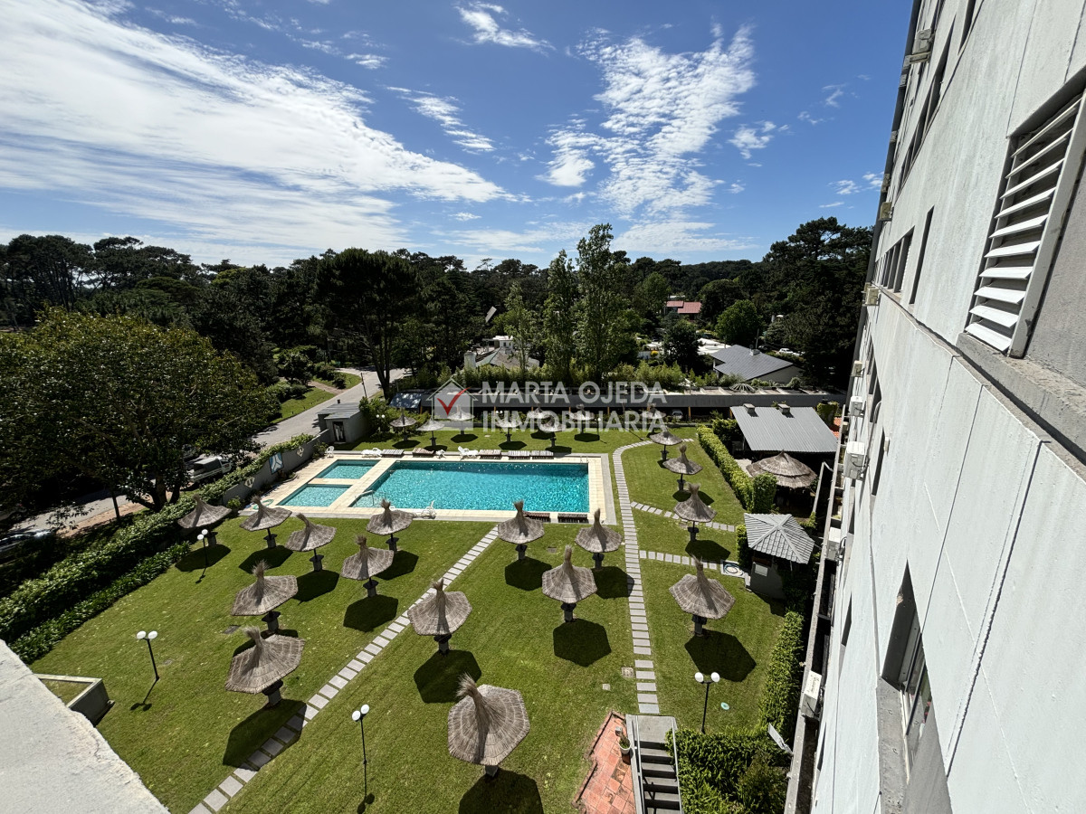 Apartamento ID.40962 - VENTA TORRE ANTARES RECICLADO MUY BUENA ORIENTACION