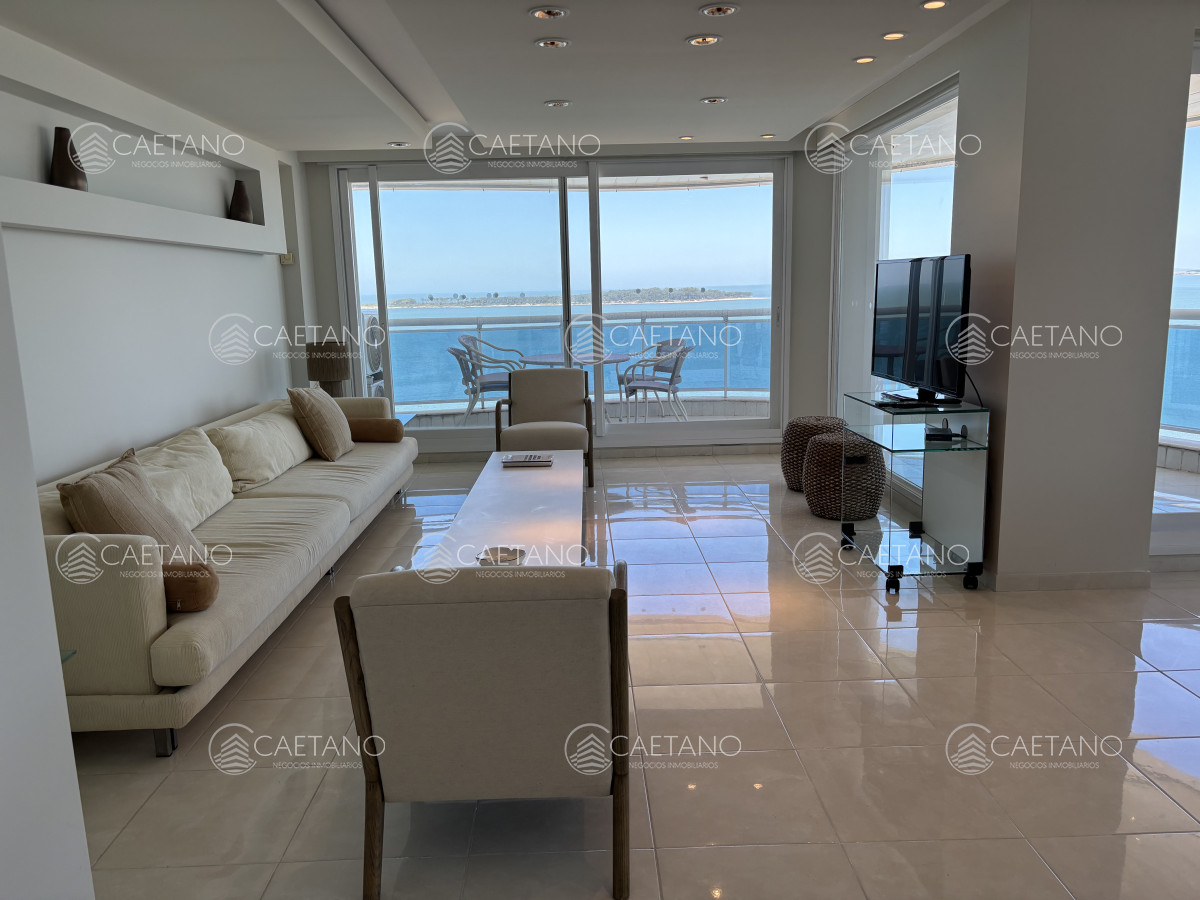  venta MILLENIUM TOWER mansa frente al mar tres suites y dependencias - DMC14521A