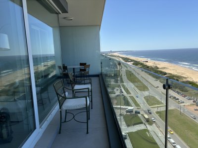 VENTA PISO ALTO TORRE LE PARC III BRAVA PRIMERA LINEA FRENTE AL MAR 