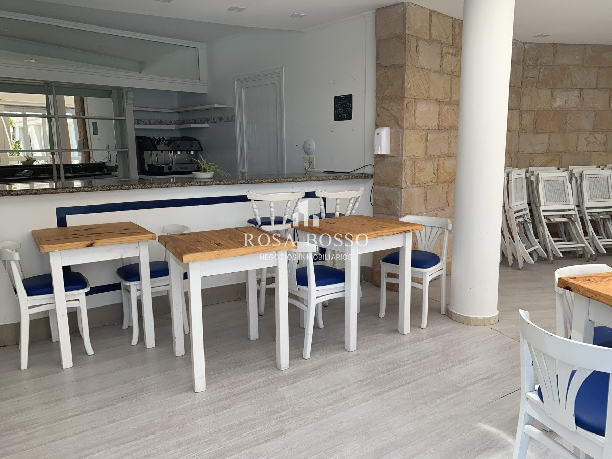 Apartamento ID.9382 -  venta y alquiler invierno mansa frente al mar tres suites y dependencias