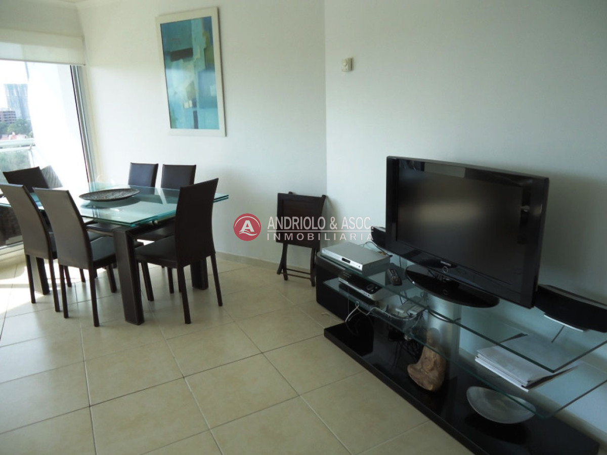 Apartamento ID.6927 - ALQUILER Y VENTA APARTAMENTO TRES DORMITORIOS