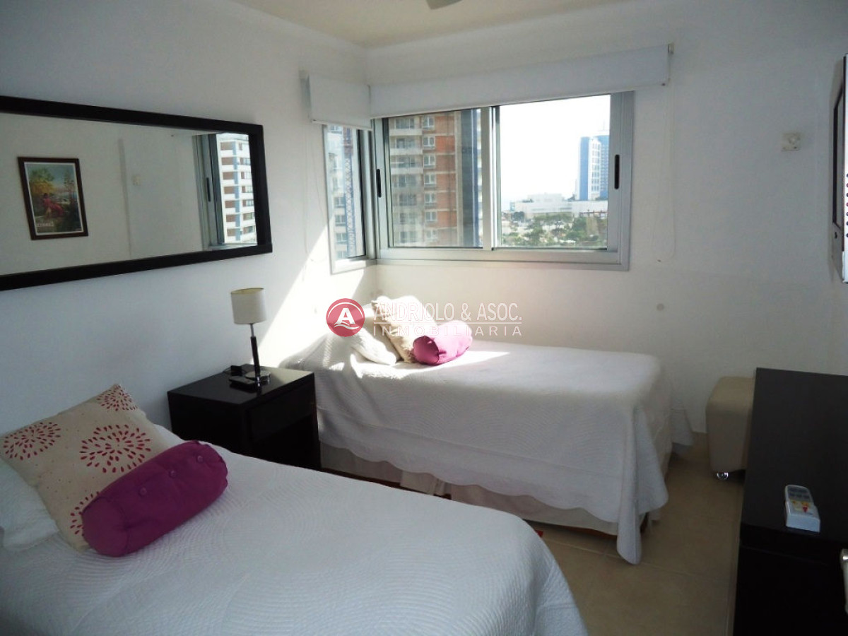 Apartamento ID.6927 - ALQUILER Y VENTA APARTAMENTO TRES DORMITORIOS